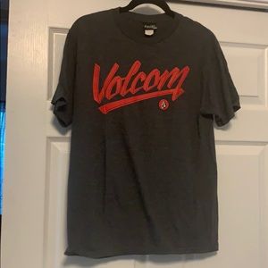 Volcom t shirt